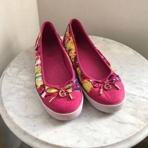 Unique Guess Flats Size 8.5 US